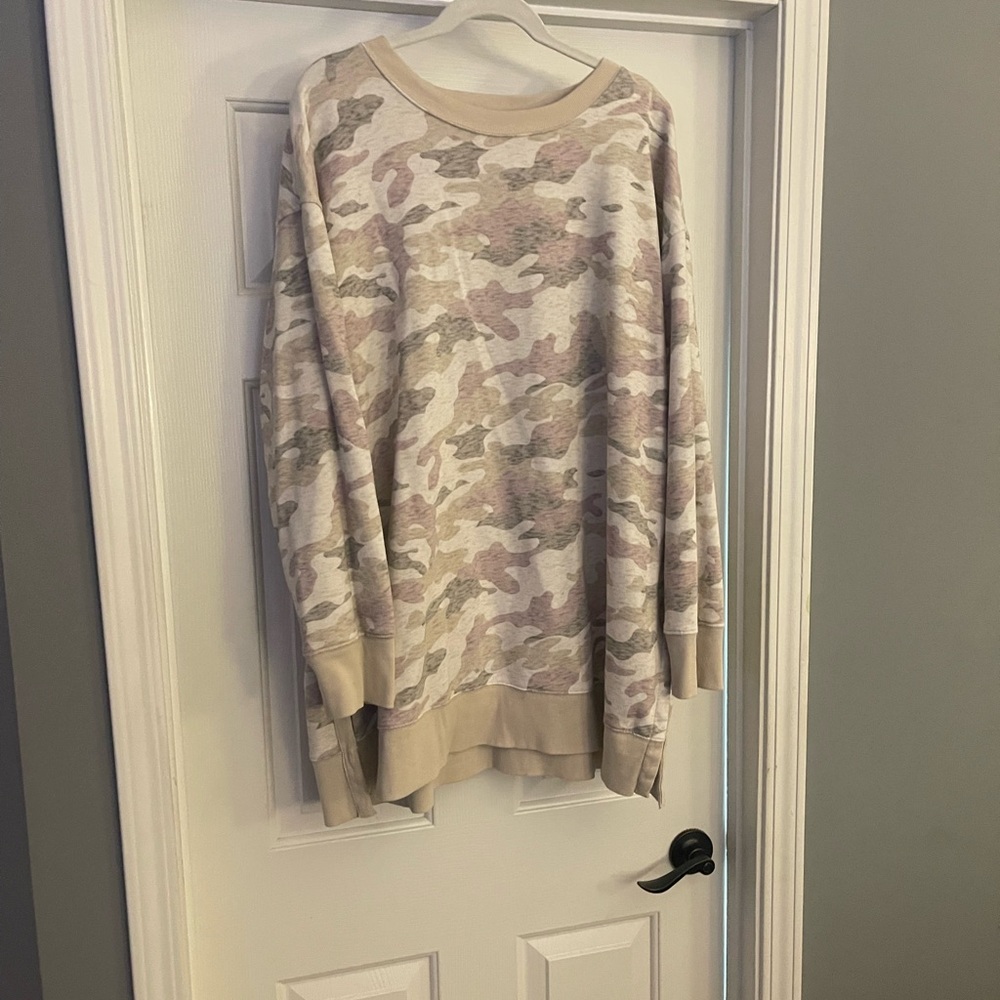 Old navy camo style sweater. Size 3